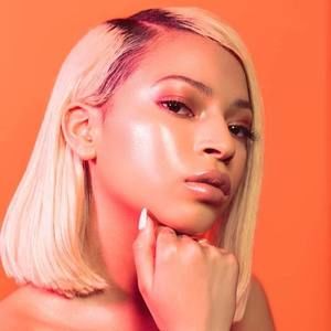 Meet your Posher, Natelise